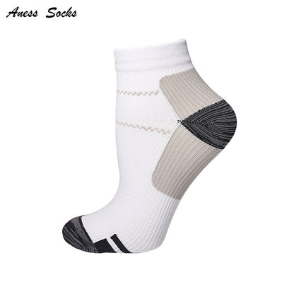 Summer Outdoor Compression Socks with Breathable Design
