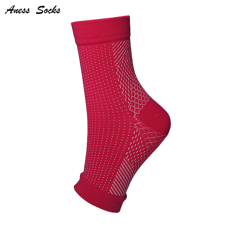 Summer Outdoor Compression Socks with Breathable Design