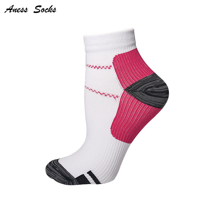 Summer Outdoor Compression Socks with Breathable Design
