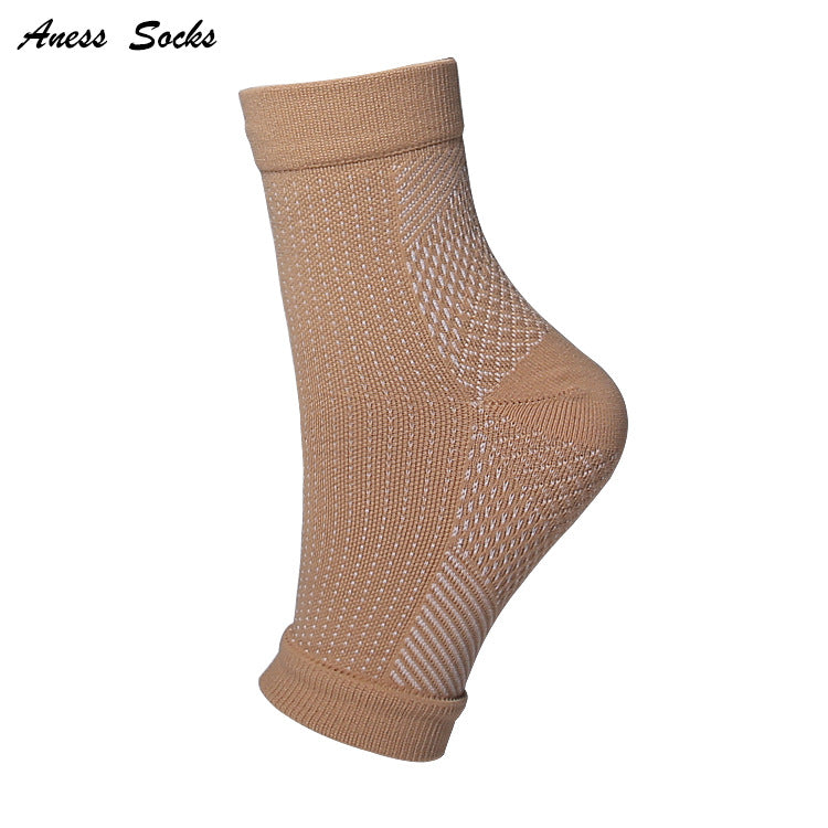 Summer Outdoor Compression Socks with Breathable Design