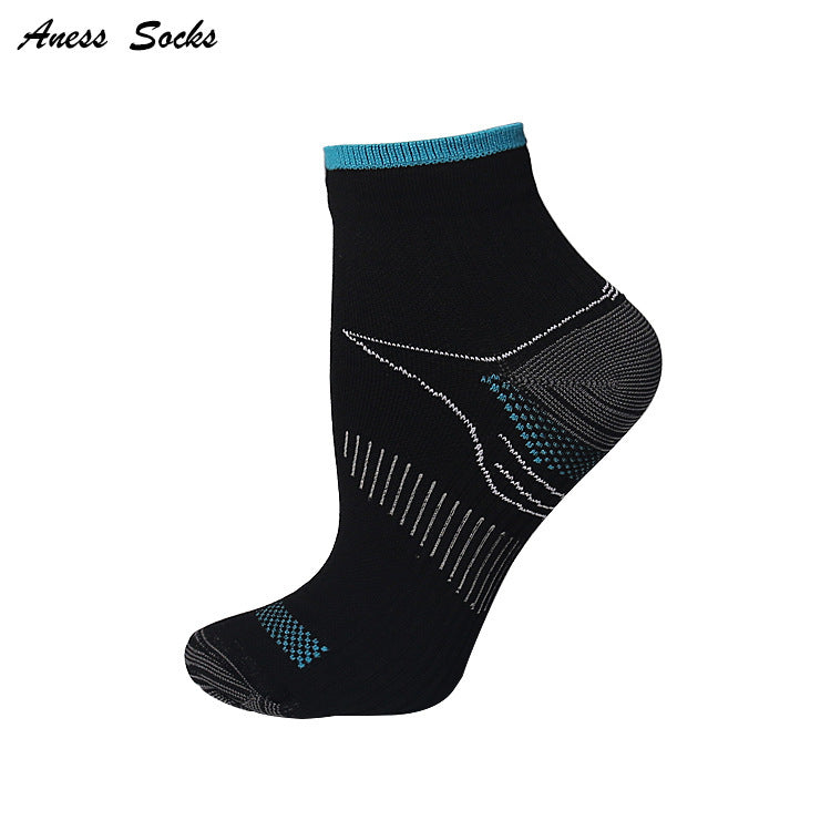 Summer Outdoor Compression Socks with Breathable Design